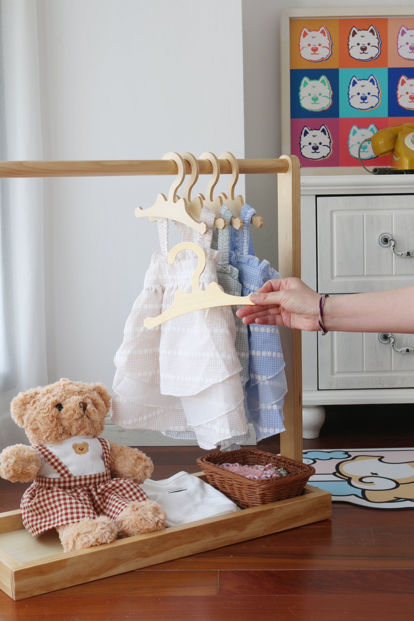 布のための注文の高級ブランドの木製のスーツのハンガーの木