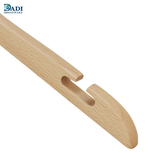 Beechwood top hanger with anti-slip notches