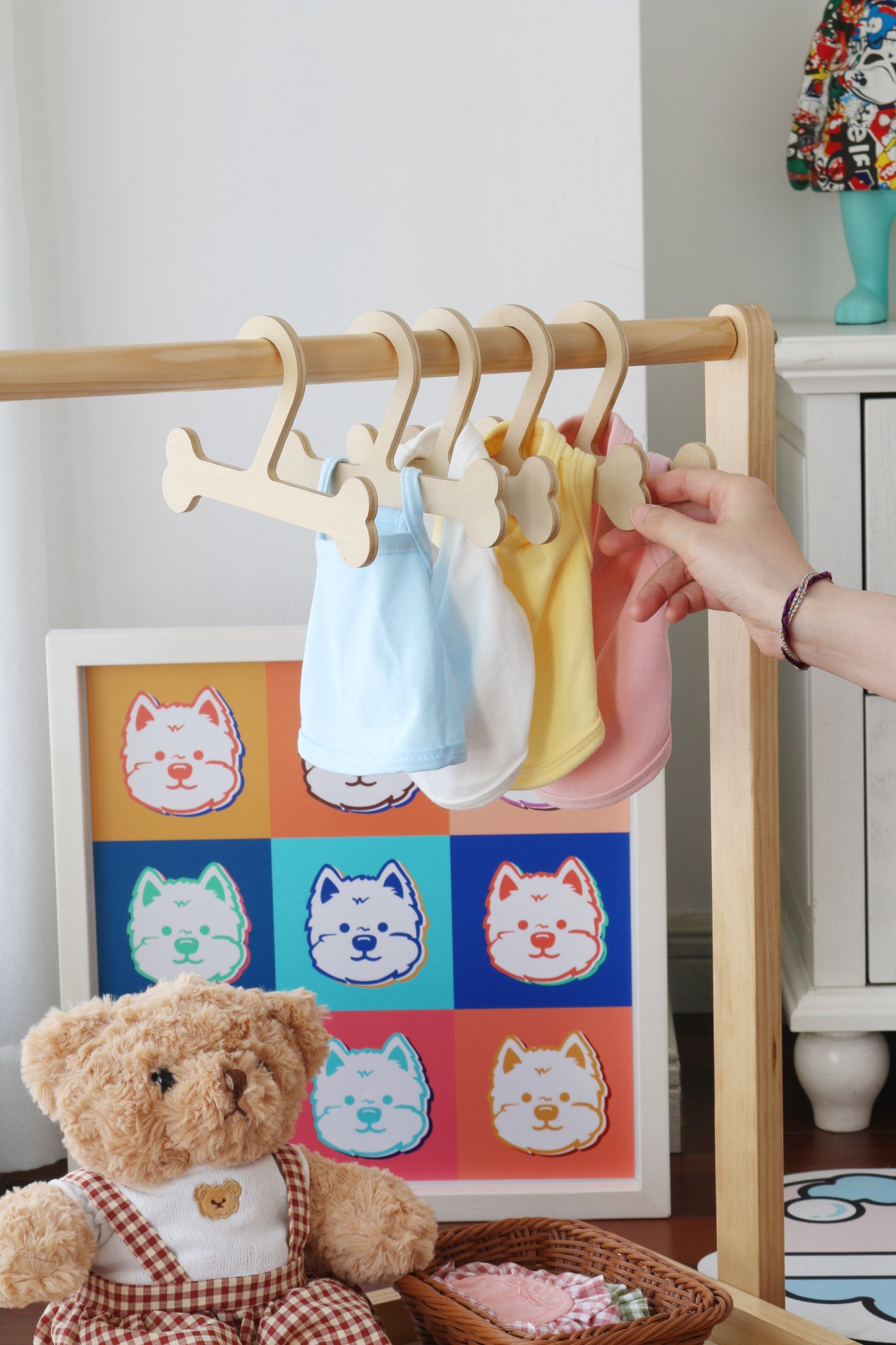 Small Size Wooden Hangers for Pet Cloths Doll Clothes