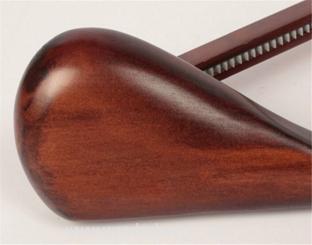 Luxury Ultra Wide Shoulder Wooden Hanger With Swivel Hook